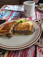 Rubin and Veggie Sandwiches